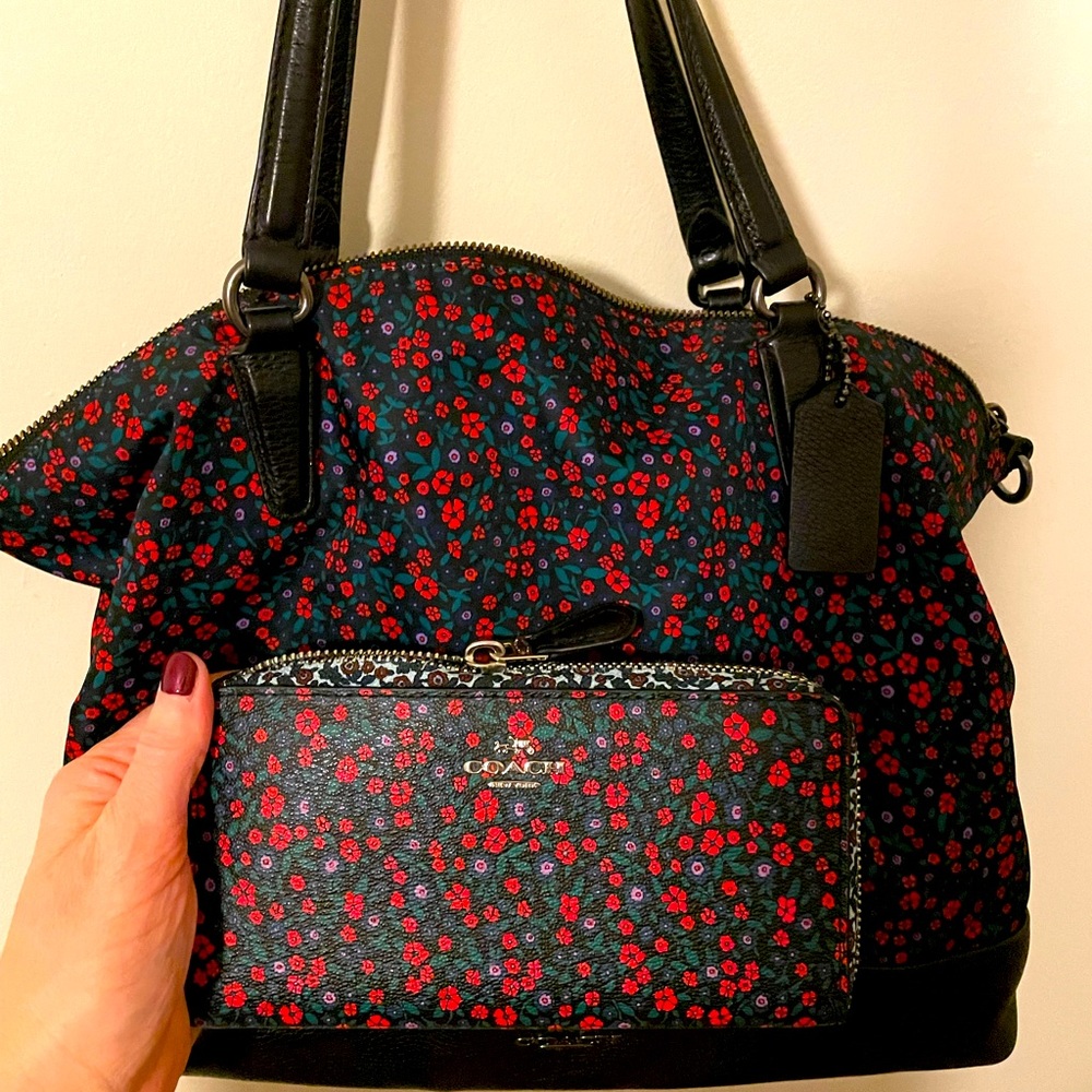 Coach shoulder bag & wallet